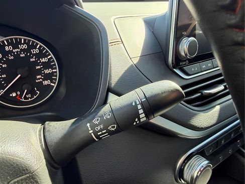 Used 2020 Nissan Altima 2.0 SR image 46