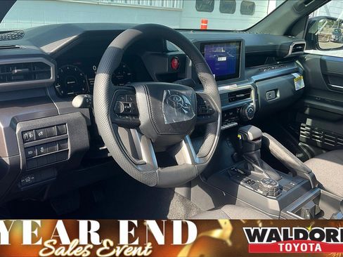 New 2025 Toyota Tacoma TRD Off-Road image 7