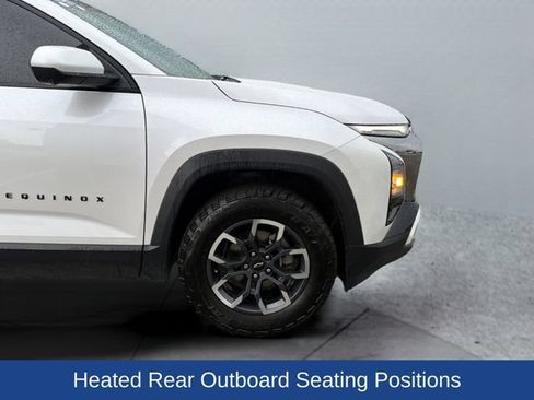 Used 2025 Chevrolet Equinox ACTIV w/ Safety and Technology Package AWD/4WD image 33