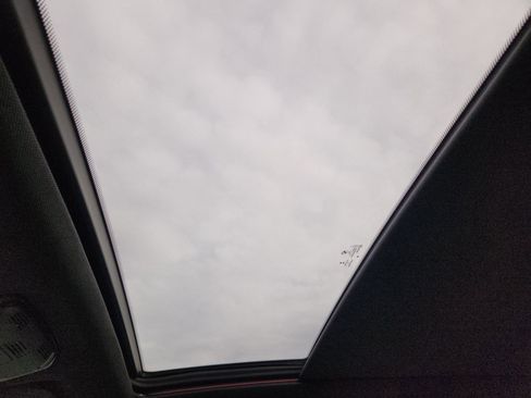 Used 2021 BMW X5 xDrive40i w/ M Sport Package image 11