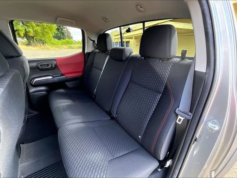 Used 2023 Toyota Tacoma SR5 RWD image 21