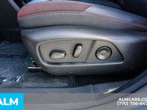 Used 2025 Chevrolet Equinox RS w/ Safety and Technology Package AWD/4WD image 38