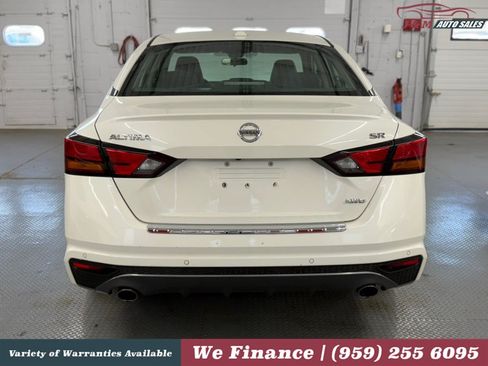 Used 2021 Nissan Altima 2.5 SR w/ SR Premium Package AWD/4WD image 9