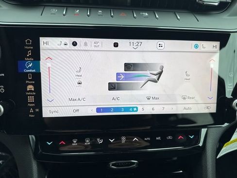 New 2026 Jeep Grand Cherokee Altitude image 19