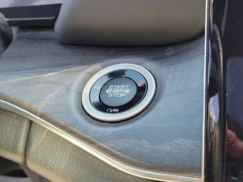 Used 2022 Jeep Grand Cherokee L Overland w/ Advanced Protech Group III AWD/4WD image 28