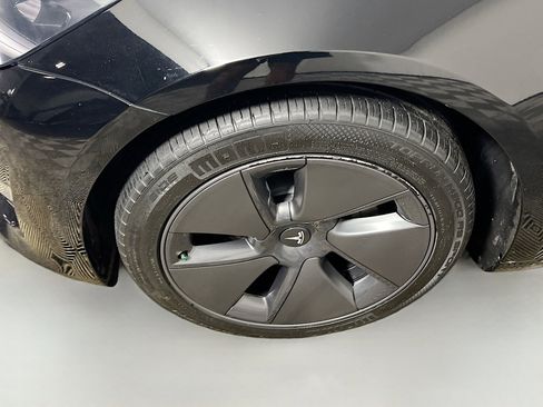 Used 2023 Tesla Model 3 Standard Range image 14