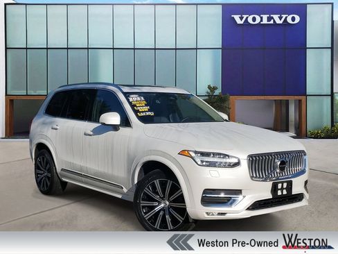 Certified 2024 Volvo XC90 B5 Core w/ Climate Package AWD/4WD image 1
