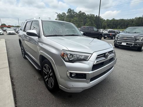 Used 2022 Toyota 4Runner Limited RWD image 8