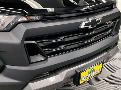 Used 2025 Chevrolet Colorado Trail Boss AWD/4WD image 33