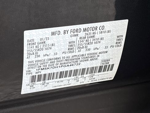 Used 2023 Ford Explorer XLT w/ Equipment Group 202A RWD image 35