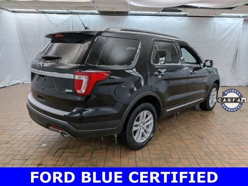 Certified 2018 Ford Explorer XLT w/ Equipment Group 202A image 7