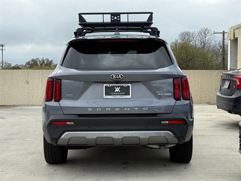 Used 2021 Kia Sorento SX Prestige image 11