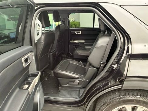 Certified 2023 Ford Explorer XLT w/ Equipment Group 202A AWD/4WD image 12