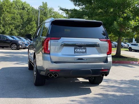 Used 2024 GMC Yukon Denali Ultimate AWD/4WD image 5