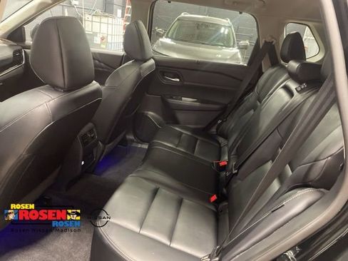 Certified 2023 Nissan Rogue SL w/ SL Premium Package AWD/4WD image 25
