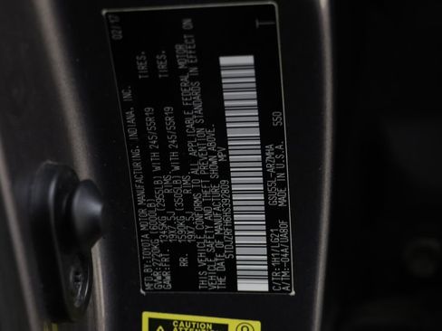 Used 2017 Toyota Highlander SE AWD/4WD image 25