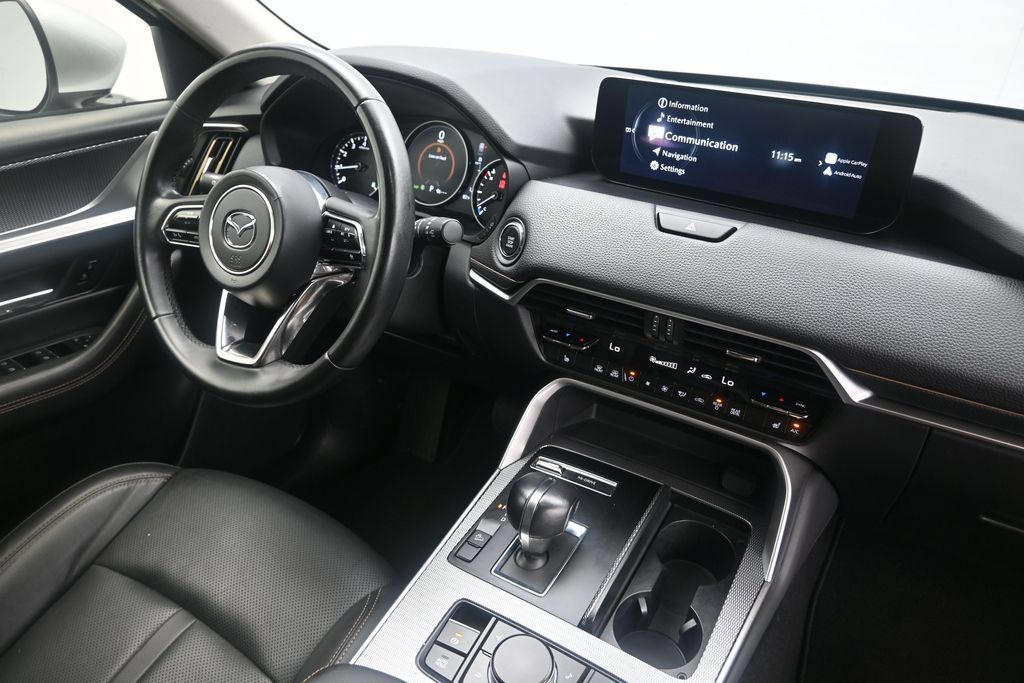 Used 2024 MAZDA CX-90 3.3 Turbo w/ Premium Package AWD/4WD image 18