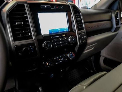 Used 2020 Ford F250 XL w/ Power Equipment Group AWD/4WD image 23