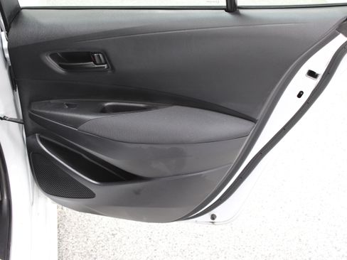 Used 2026 Toyota Corolla LE FWD image 30