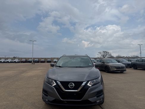 Certified 2022 Nissan Rogue Sport SV w/ Technology Package image 5