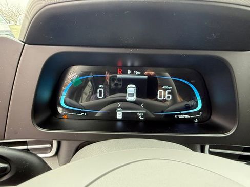 New 2026 Hyundai Elantra SEL Sport image 13