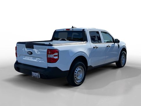 Certified 2025 Ford Maverick XL w/ Equipment Group 102A AWD/4WD image 5