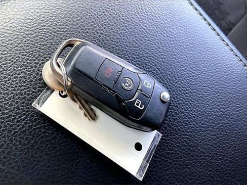 Used 2018 Ford F150 XLT w/ Equipment Group 302A Luxury image 10