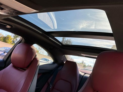 Used 2013 Mercedes-Benz C 250 Coupe image 28
