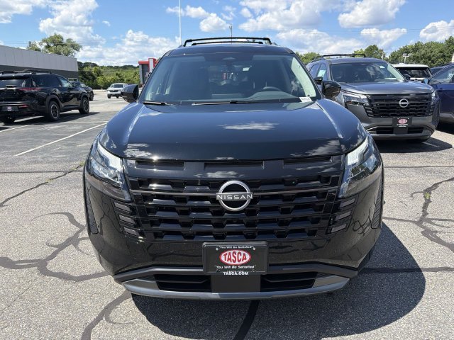 New 2026 Nissan Pathfinder SL w/ SL Premium Package AWD/4WD image 2