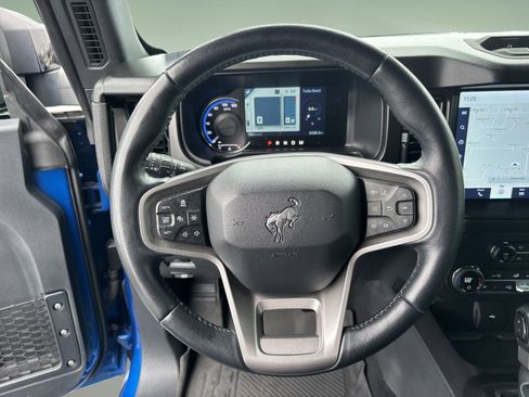 Used 2021 Ford Bronco First Edition AWD/4WD image 11