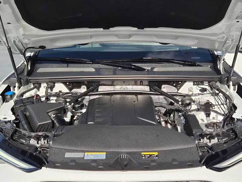 Certified 2025 Audi Q5 Premium Plus w/ Premium Plus image 13