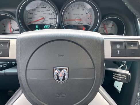 Used 2009 Dodge Challenger SRT8 w/ SRT Option Group II RWD image 16