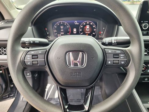 Used 2023 Honda Accord EX image 30