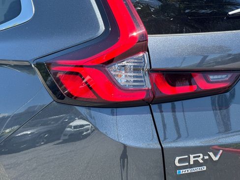 Certified 2025 Honda CR-V Sport image 29