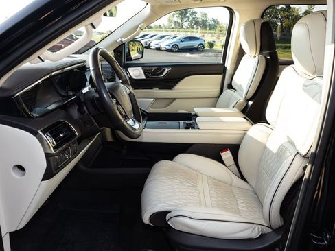 Used 2022 Lincoln Navigator L Black Label AWD/4WD image 24