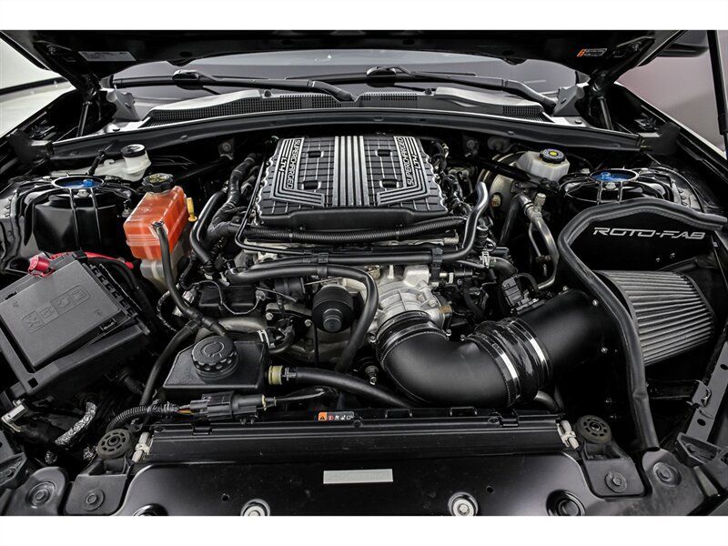 Used 2018 Chevrolet Camaro ZL1 RWD image 11