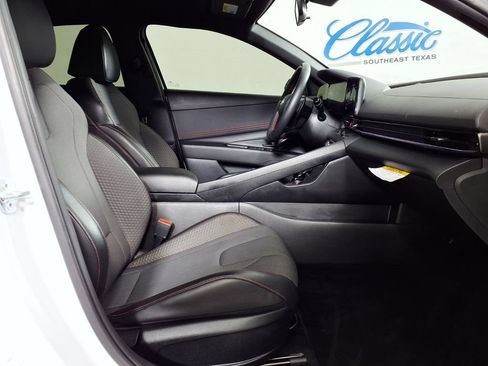 Used 2025 Hyundai Elantra N Line FWD image 11