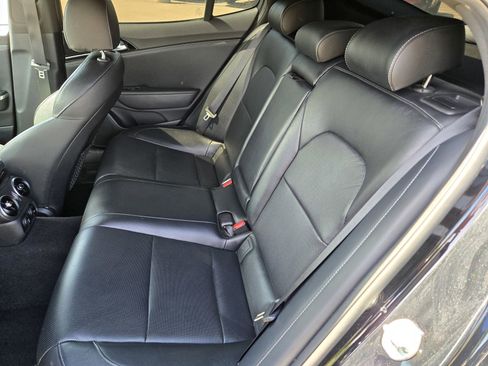 Used 2022 Kia Stinger GT-Line w/ Sun & Sound Package image 7