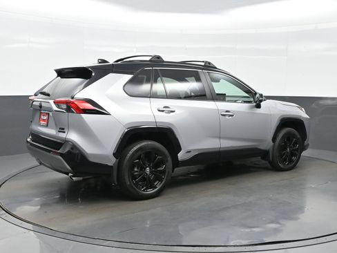 Used 2023 Toyota RAV4 XSE w/ XSE Grade Weather Package AWD/4WD image 6