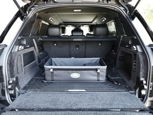 New 2026 Land Rover Range Rover Long Wheelbase SE AWD/4WD image 36