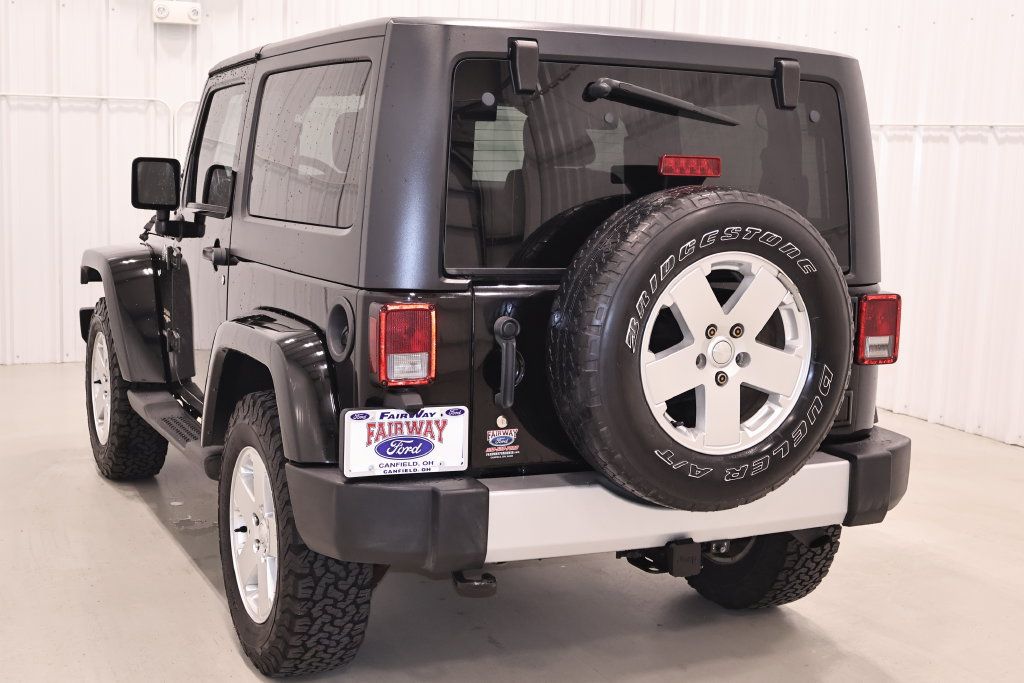 Used 2012 Jeep Wrangler Sahara w/ Dual Top Group AWD/4WD image 7