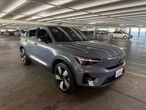 Used 2023 Volvo C40 P8 Recharge Ultimate AWD/4WD image 2