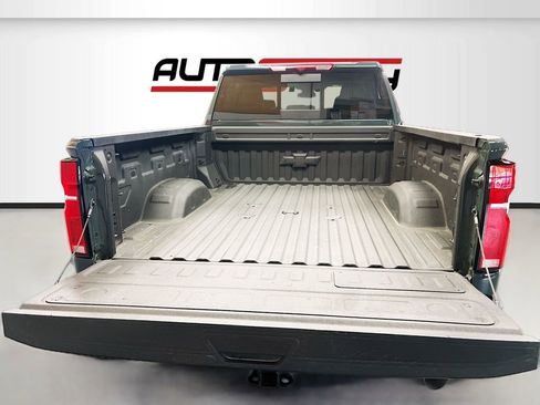Used 2025 Chevrolet Silverado 2500 LTZ w/ Trail Boss Package AWD/4WD image 28