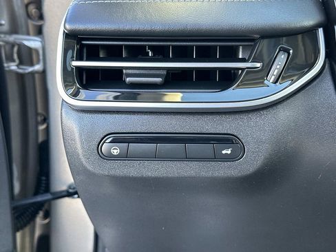 Used 2023 INFINITI QX60 Luxe w/ Performance Audio Package image 16