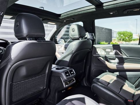 Used 2021 Mercedes-Benz GLS 63 AMG GLS 63 AMG image 36