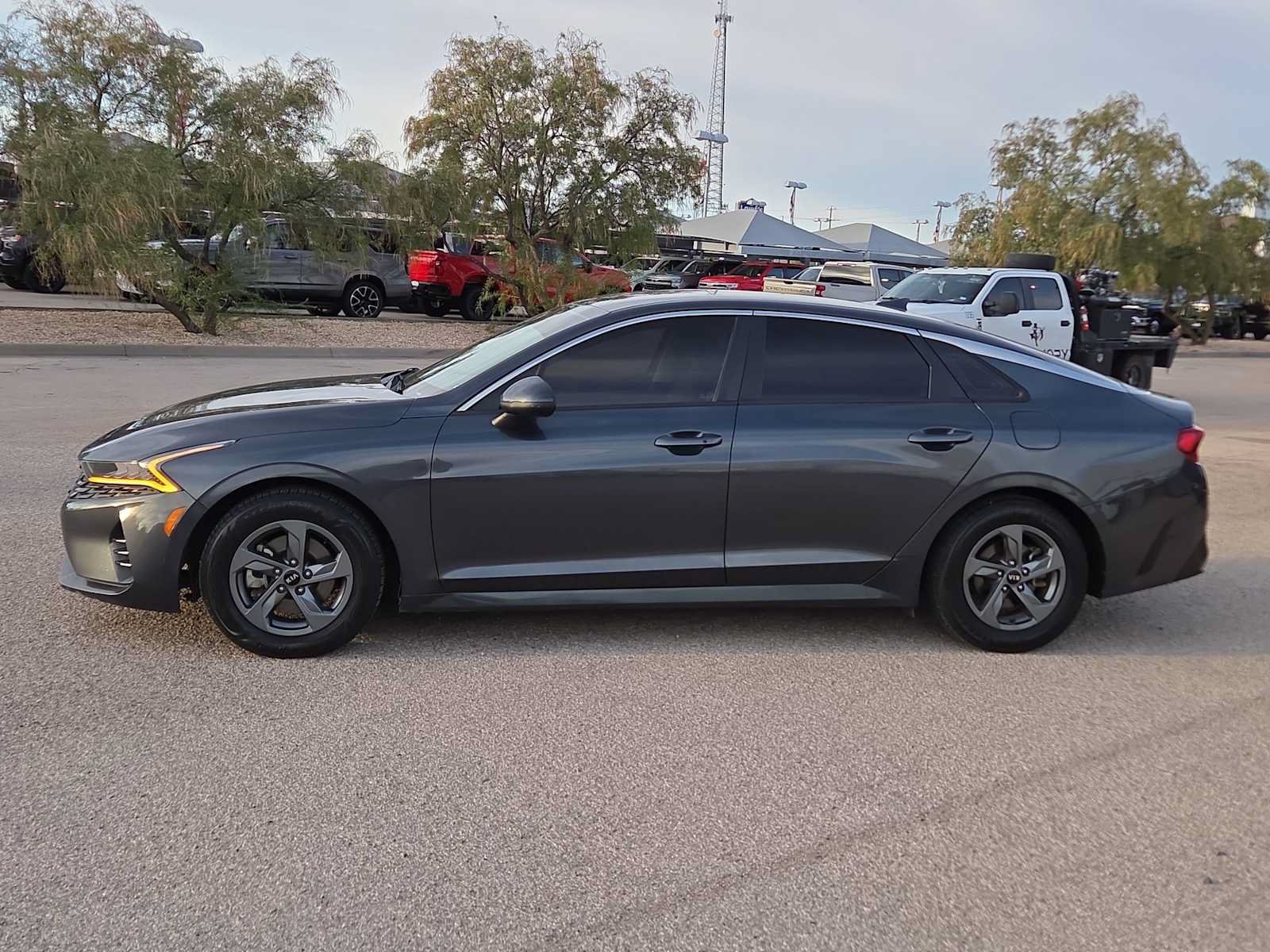 Used 2021 Kia K5 LXS AWD/4WD image 5