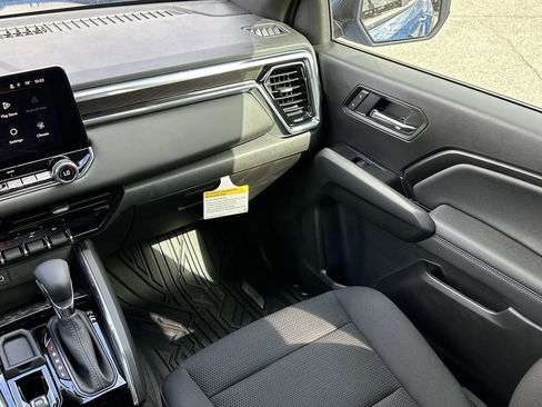 New 2026 GMC Canyon Elevation w/ Convenience Package image 15