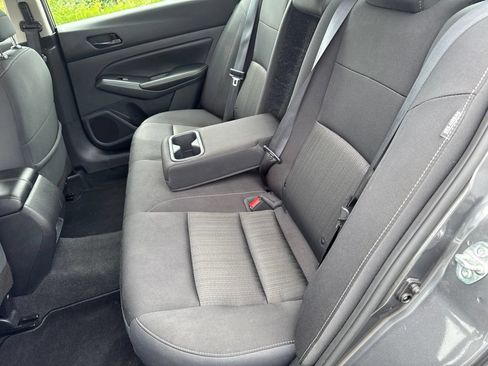 Used 2024 Nissan Altima 2.5 SV FWD image 31