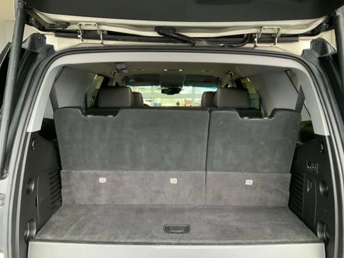 Used 2017 GMC Yukon SLT image 13