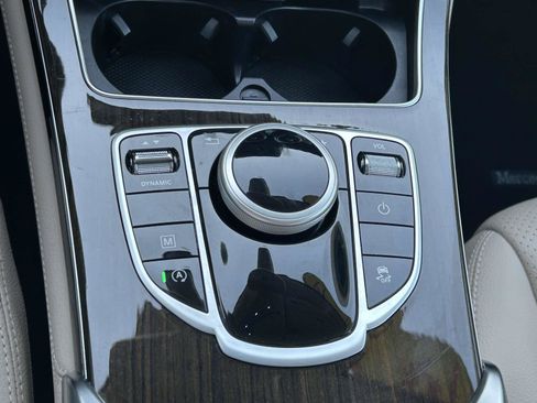 Used 2019 Mercedes-Benz GLC 300 image 44